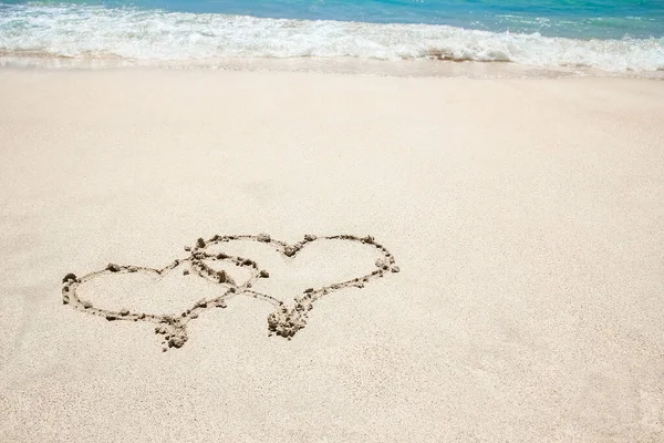 Mooie Tekening Het Zand Bij Zee Kust Achtergrond — Stockfoto