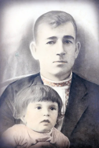 Antiguo Retrato Retro Hombre Con Niño Estudio — Foto de Stock