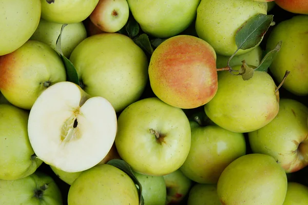 Fondo de manzanas verdes — Foto de Stock