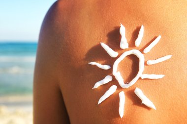 geri şeklinde güneş kremi