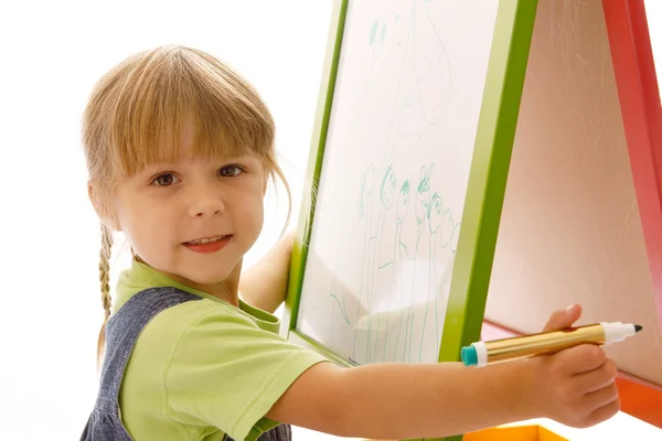 Child drawing on the board — Stock Photo, Image