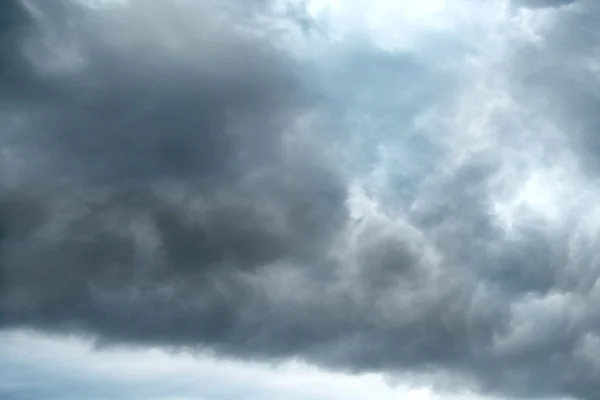 폭풍우 치는 하늘 구름 — 스톡 사진