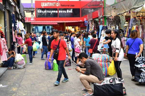 Ledna 2018 Bangkok Thajsko Bangkok Pratunam Okres Každodenní Život Návštěvníků — Stock fotografie