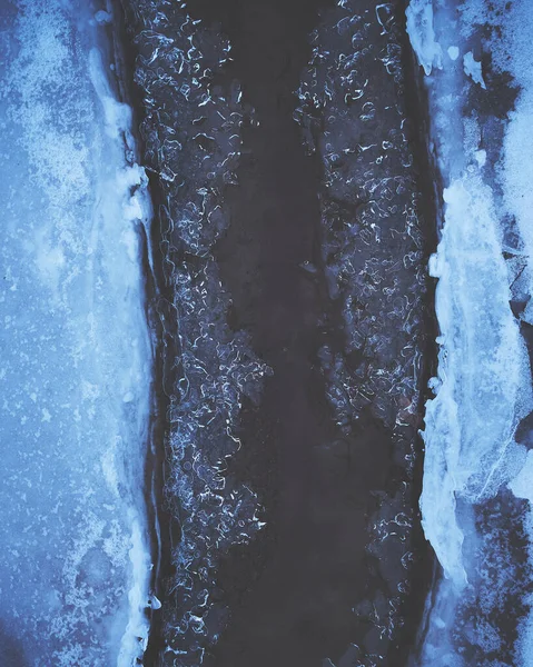 湖の上から撮影した氷 — ストック写真