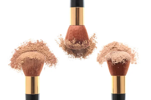 Tres Maquillaje Cepillos Polvo Cara Marrón Aislado Sobre Fondo Blanco Imagen de stock
