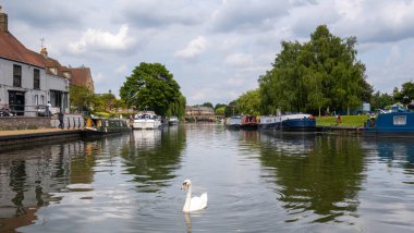 Ely, Cambridgehire, İngiltere - 26 Temmuz 2021 - Ely 'da yoğun deniz kenarı