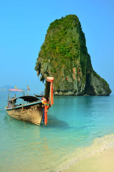 Krabi, Thajsko - 20 března 2015: Ko Rang Nok ostrov Krabi — Stock fotografie