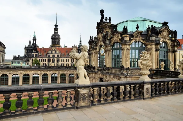 O Zwinger é um palácio em Dresden — Fotografia de Stock