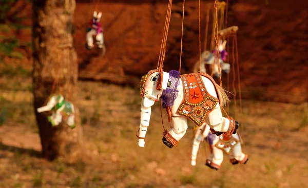 Fantoche de corda de Myanmar para venda em um templo em Bagan — Fotografia de Stock