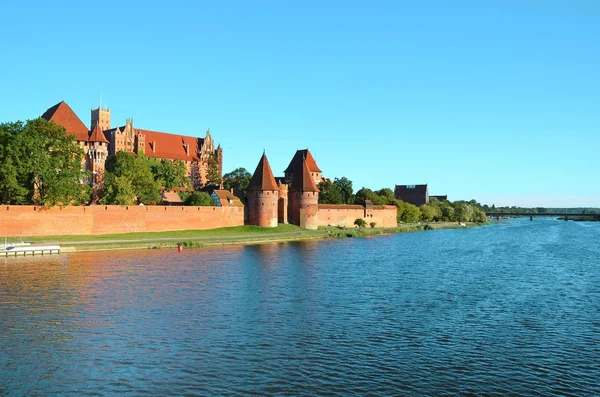 Castelo dos Cavaleiros de Malbork na Polónia (lista do património mundial Unesco ) — Fotografia de Stock