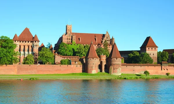 Castillo de caballeros de Malbork en Polonia (Patrimonio de la Humanidad Unesco ) —  Fotos de Stock
