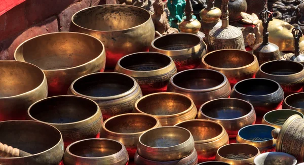 Çarşı, birkaç singing kaseler