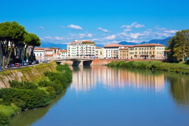 Pisa kasabası, İtalya