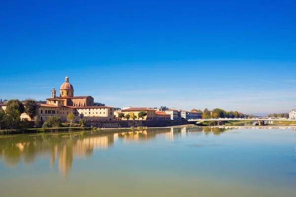 Riverside em Florene — Fotografia de Stock