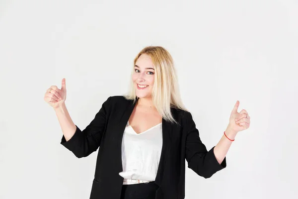 Estúdio Retrato Menina Sorridente Isolado Fundo Branco Referência Com Polegares — Fotografia de Stock