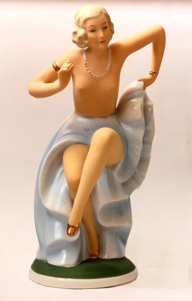 Bela estatueta de porcelana Dançarina — Fotografia de Stock