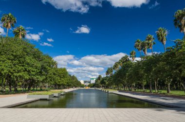 Porto Alegre, Rio Grande do Sul, Brezilya, 29 Mart 2021: Farroupilha Park Seferi Anıtı (kurtuluş))