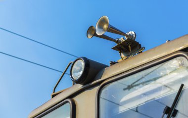 Tren boynuz closeup 