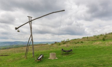 Kırsal kesimde de Romanya eski ahşap su