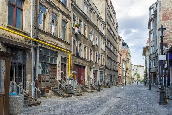 Staré bydlení v centru města Bukurešť — Stock fotografie