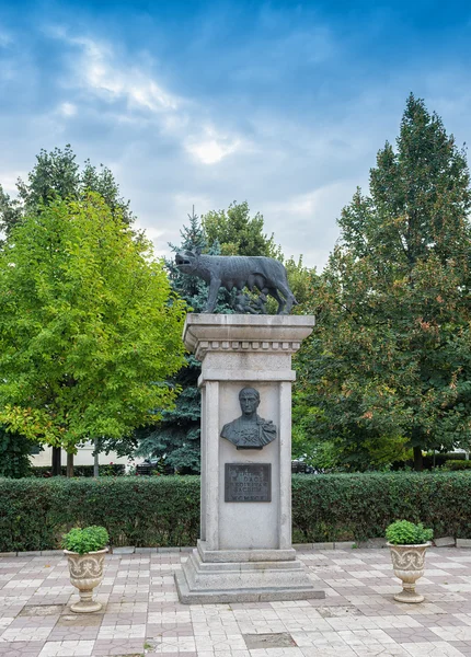 Réplica del Lobo Capitolino en Galati, Rumania — Foto de Stock