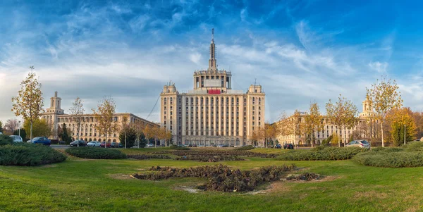 Будинок в Бухаресті, Панорама вільна преса — стокове фото