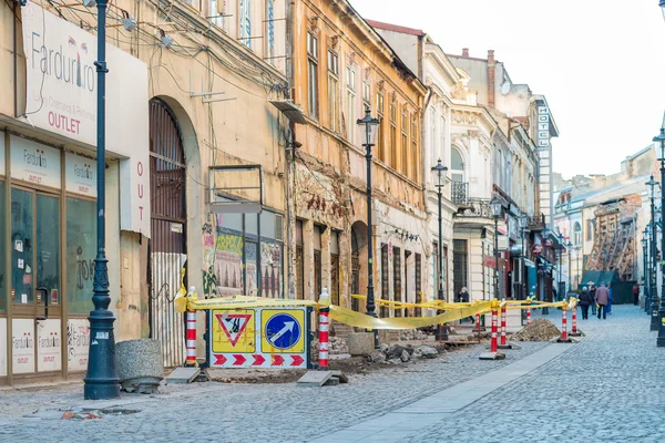 Reparaciones en la calle Gabroveni en Bucarest — Foto de Stock