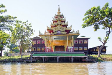 Antik pagoda Inle Gölü Myanmar