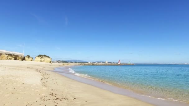 Strand in lagos an der algarve portugal — Stockvideo