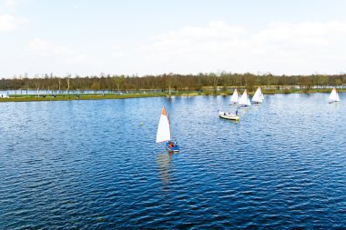 Göllerinin Utrecht Hollanda'da yelken