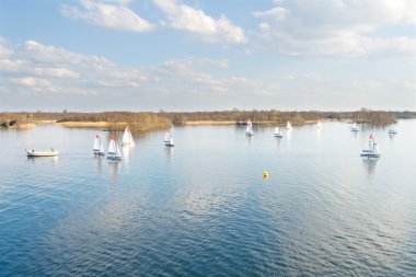 Göllerinin Utrecht Hollanda'da, yelken
