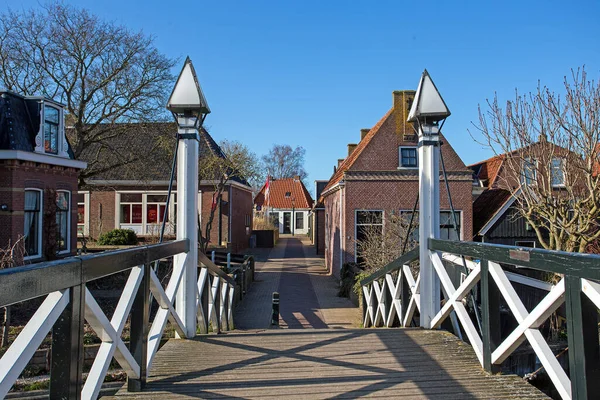 Middeleeuwse Brug Huizen Stad Hindeloopen Nederland — Stockfoto