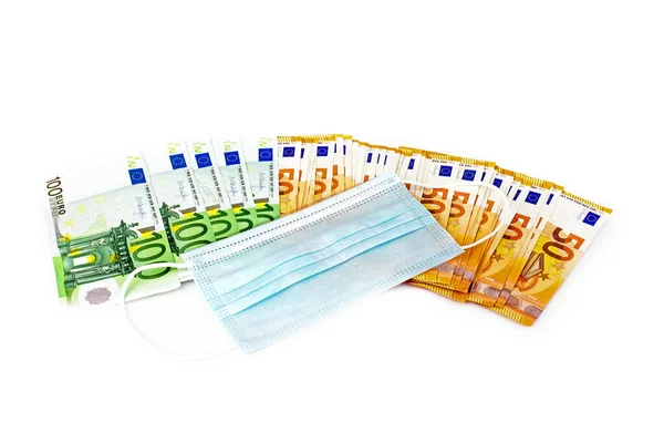 Medicinsk Mask Och Hundrafemtio Eurosedlar Koncept — Stockfoto