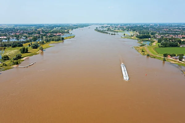 Aereo Una Crociera Cargo Sul Fiume Merwede Vicino Woudrichem Gorinchem — Foto Stock