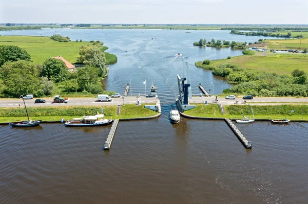 Aereo Sul Ponte Heerenzijl Presso Sneekermeer Frisia Paesi Bassi — Foto Stock