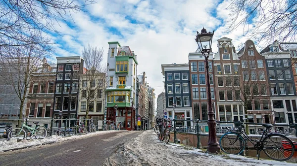 Ciudad Escénica Amsterdm Nevado Invierno Los Países Bajos — Foto de Stock