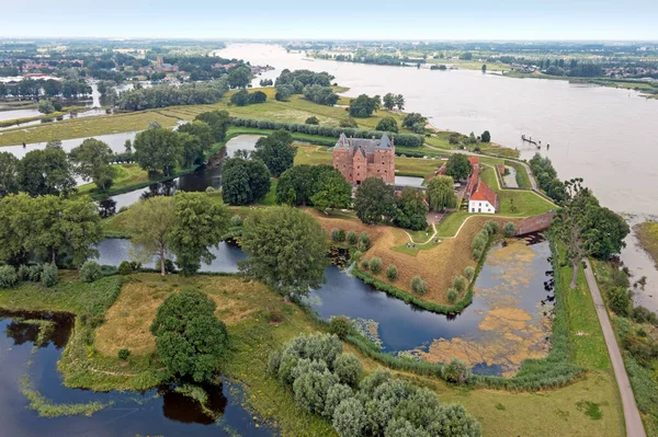 Aerial Castelo Loevestein Uma Paisagem Inundada Nos Países Baixos — Fotografia de Stock