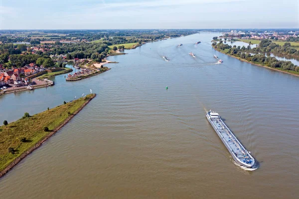 Aéreo Transporte Marítimo Rio Merwede Perto Gorinchem Nos Países Baixos — Fotografia de Stock