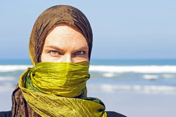 Beautiful arabic woman — Stock Photo, Image