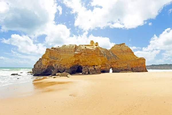 Naturliga stenar på praia da rocha — Stockfoto