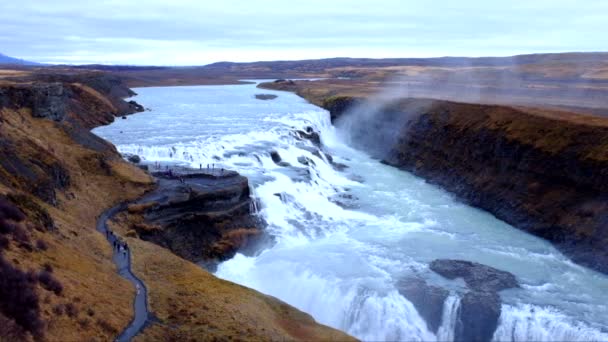 Gullfoss vattenfall på Island — Stockvideo