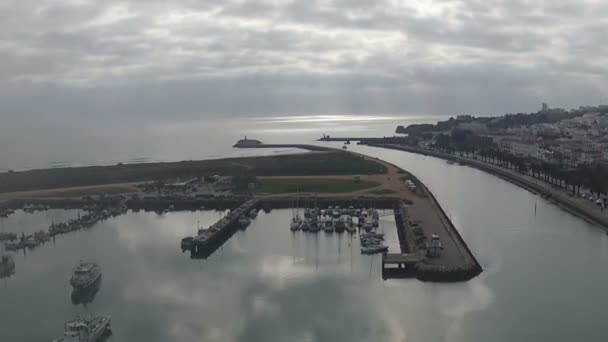 Luchtfoto van de stad Lagos — Stockvideo