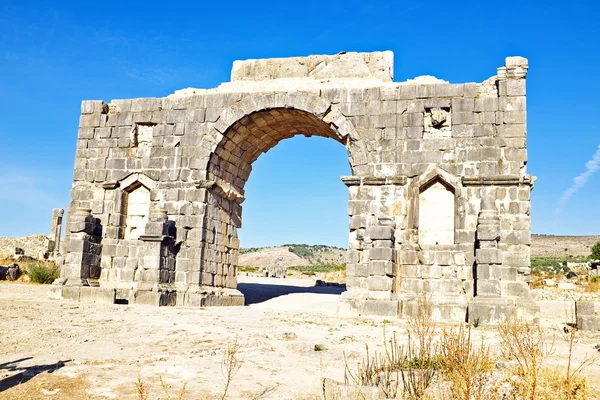 Old gate at Volubilis in Morocco — Stock Photo, Image