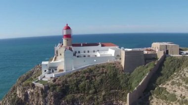 Deniz feneri Cabo Vicente Sagres Portekiz yakınındaki gelen hava