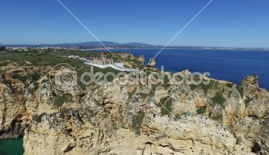 Ponte Piedade ve deniz feneri Lagos Portekiz Hava