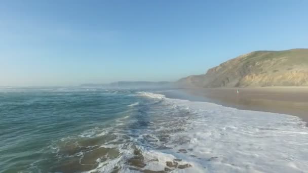 Aérea de las olas del océano — Vídeos de Stock