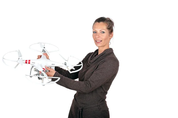 Femeie tânără cu dronă — Fotografie, imagine de stoc