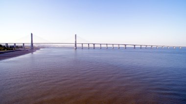 Lizbon 'daki Vasco da Gama Köprüsü