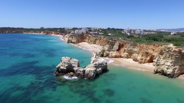 Luftaufnahme von Praia da Rocha an der Algarve Portugal — Stockvideo