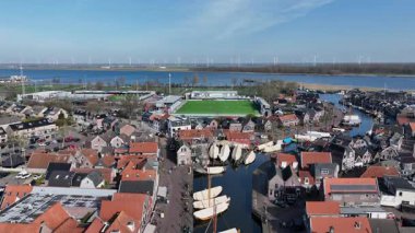 Avrupa 'da tarihi liman ve liman mimarisi olan geleneksel balıkçı köyü.